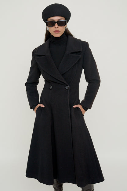 Vintage fitted A-line coat