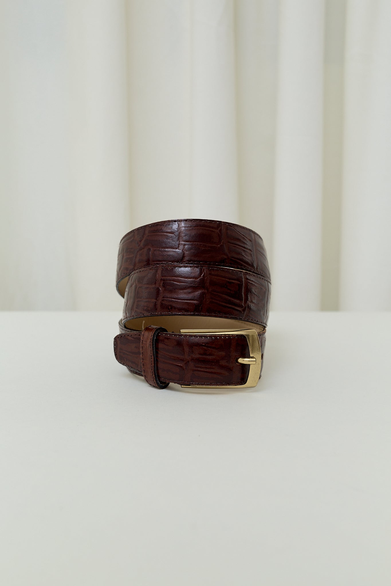 Embossed leather belt