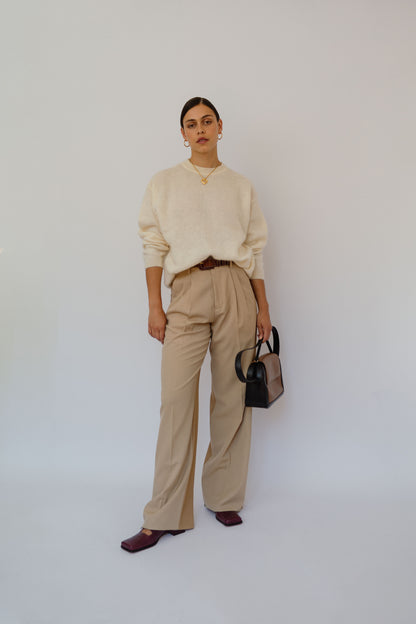 Timeless cream jumper