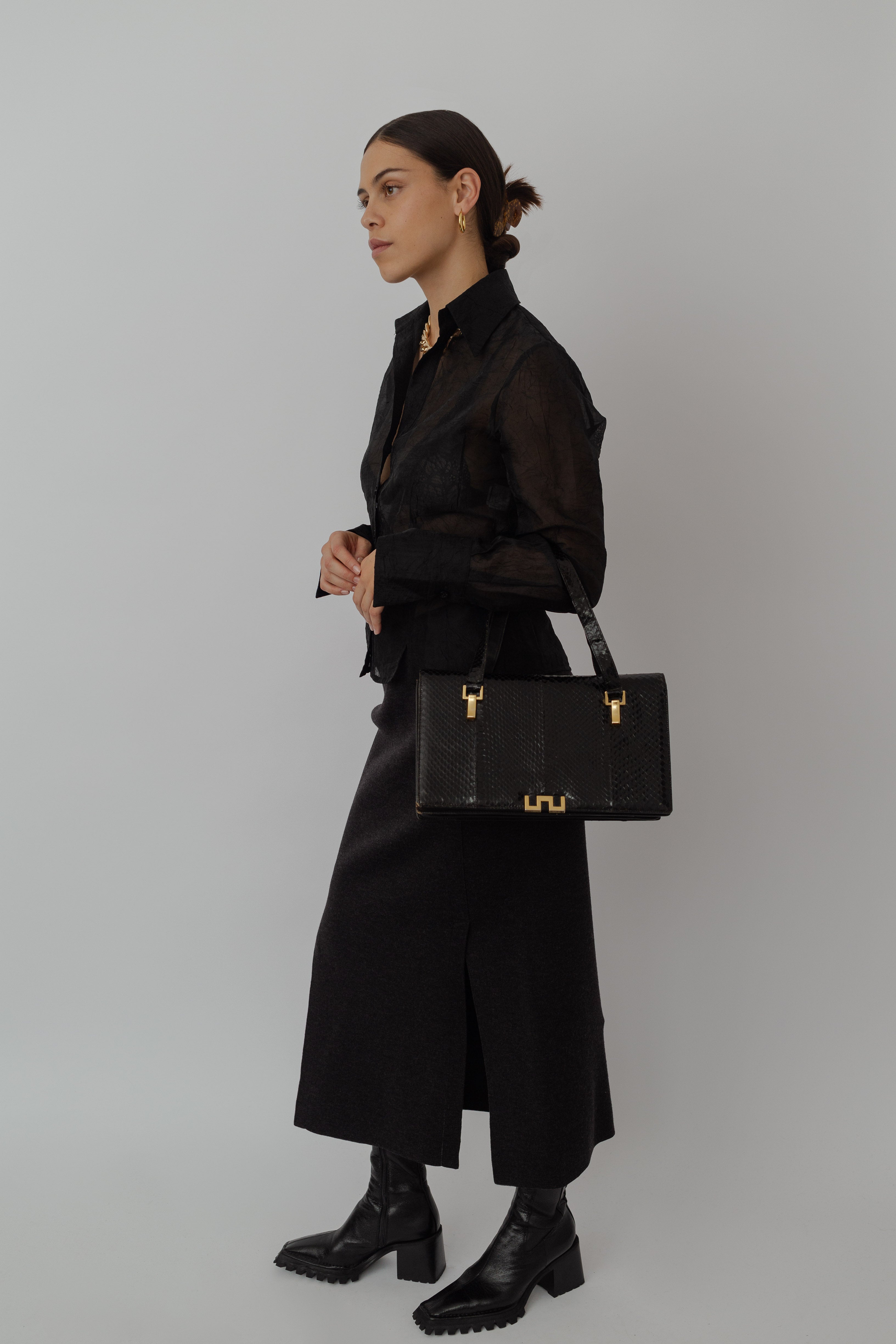 Chic leather bag
