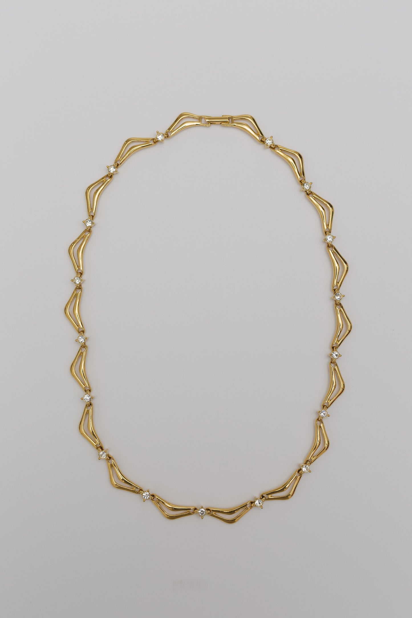 Sparkling retro necklace