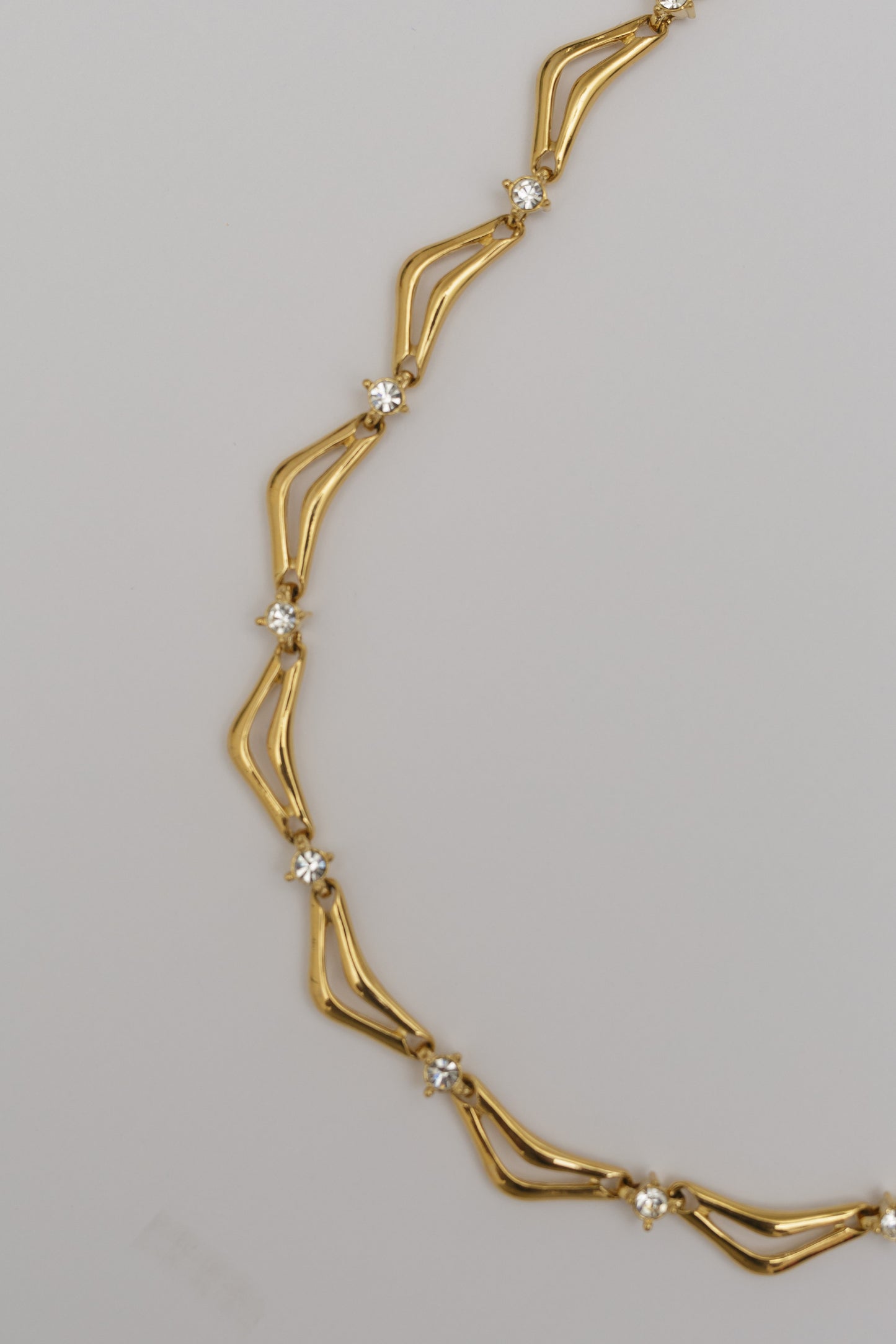 Sparkling retro necklace