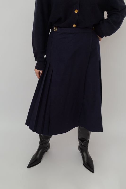 Wool pleated skirt
