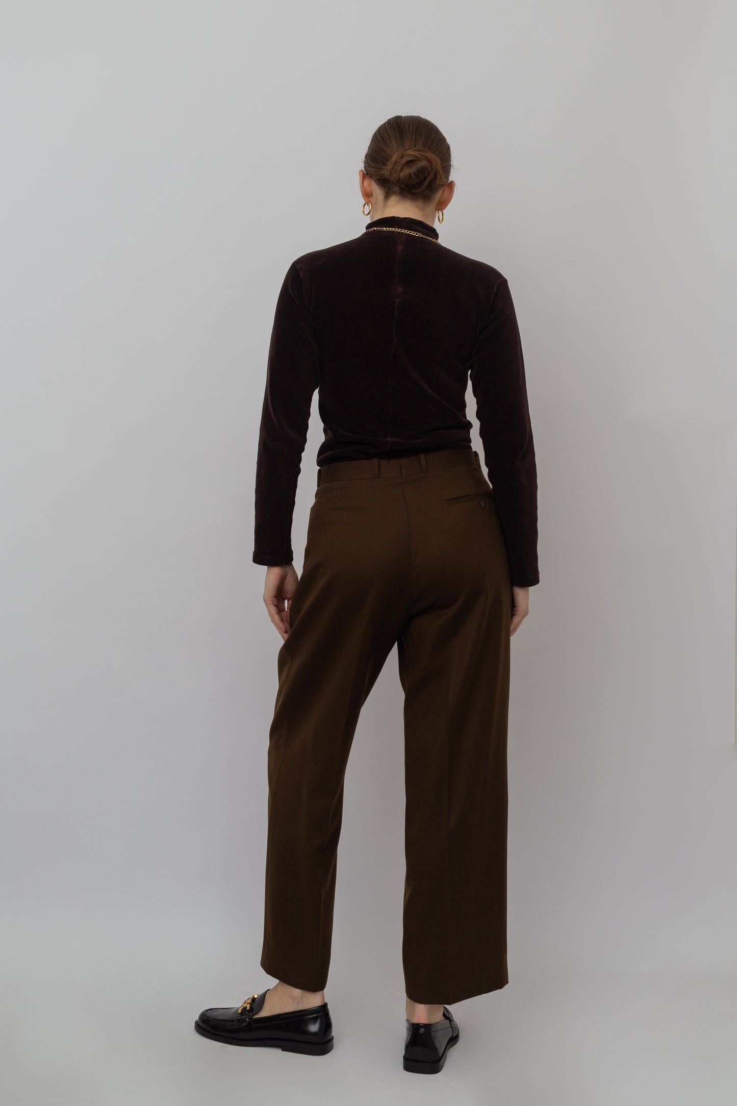 Khaki classic trousers