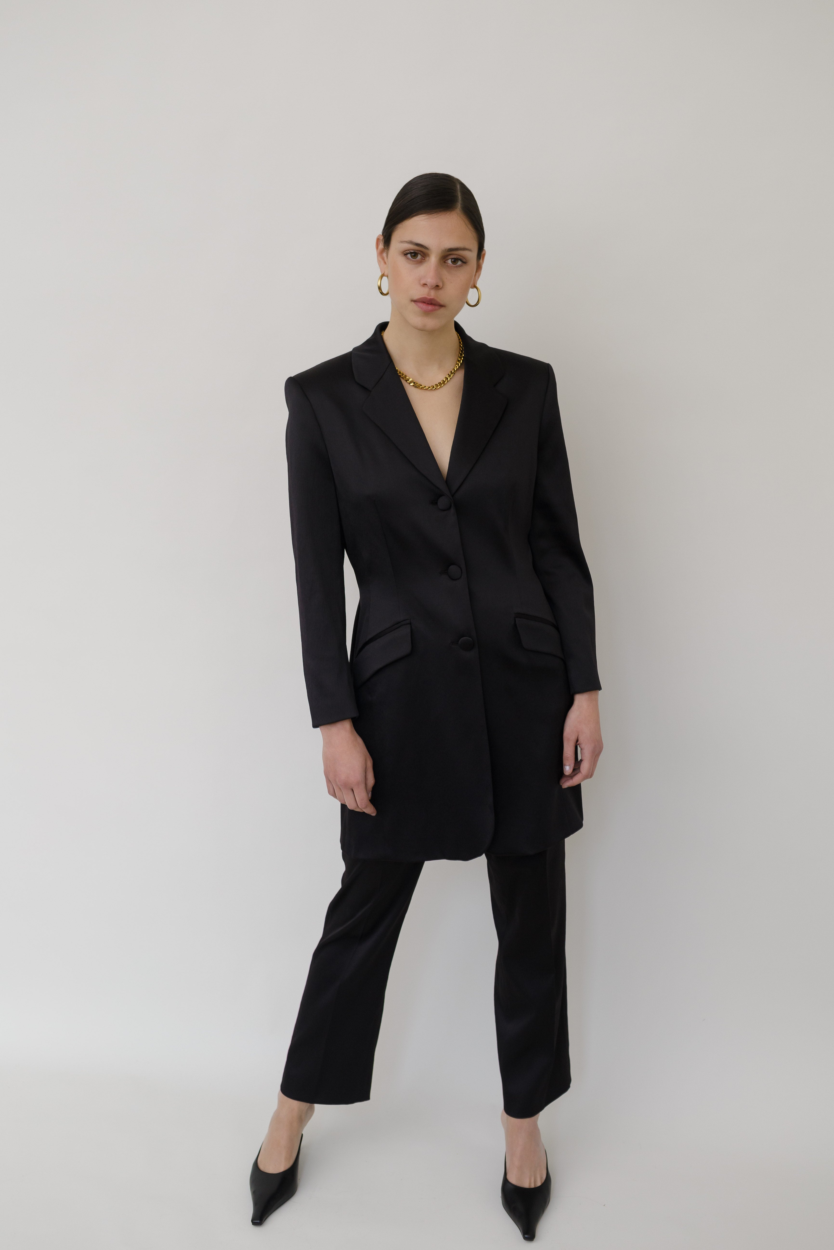 Elegant silky suit