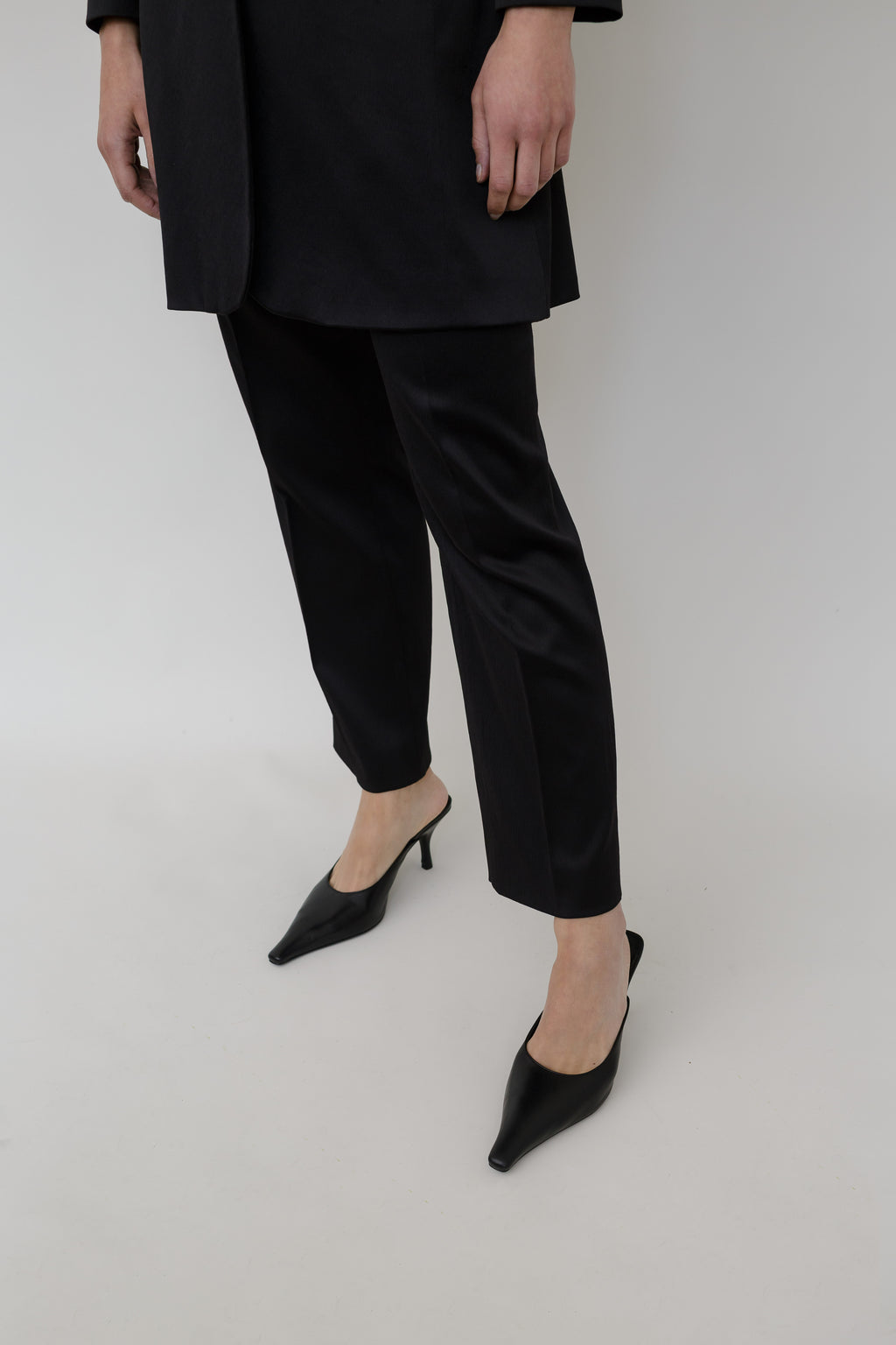 Elegant silky suit