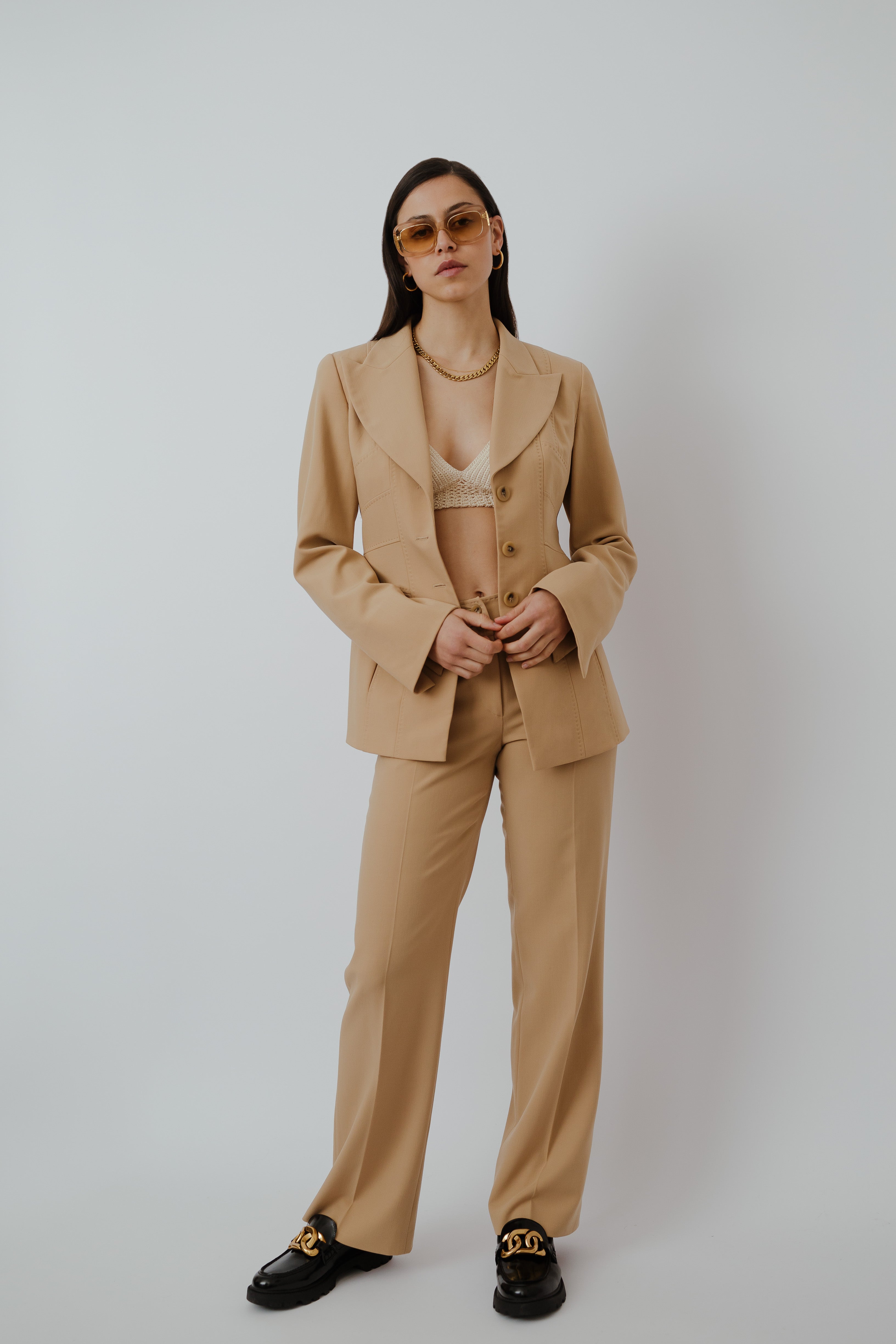 Fitted beige suit