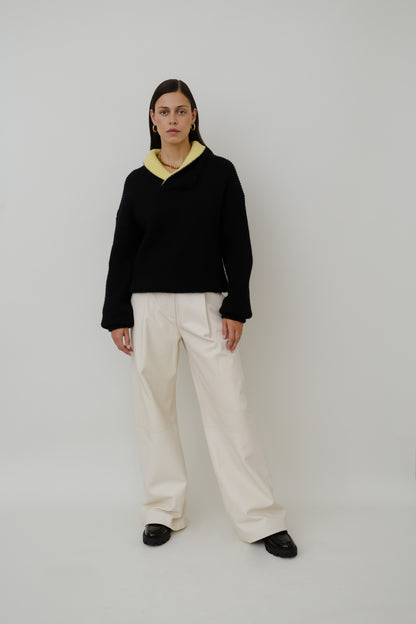 Vintage jumper with neon collar