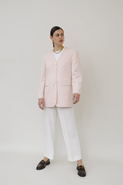 Cool suit in rosé