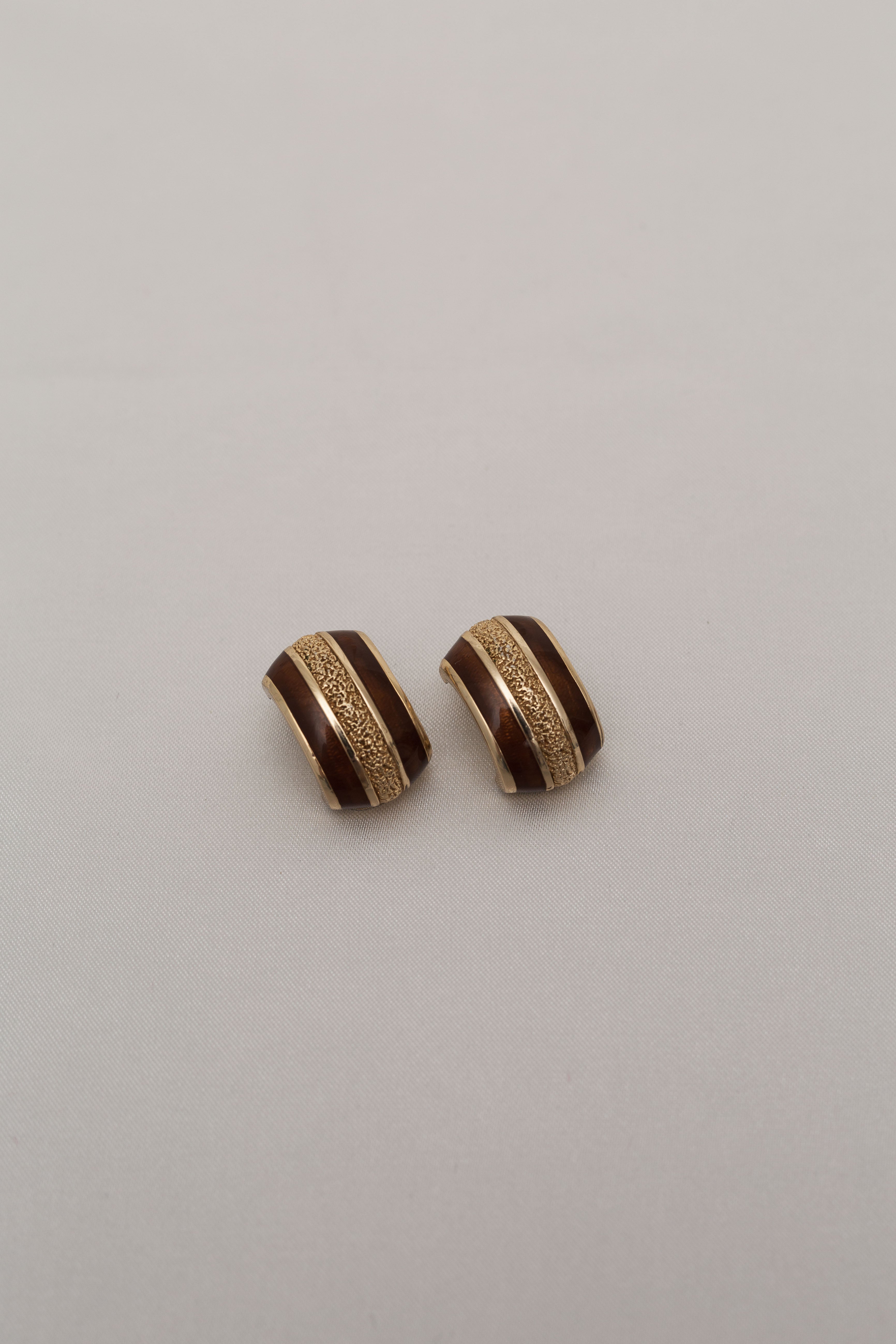 Vintage gold clip-on earrings