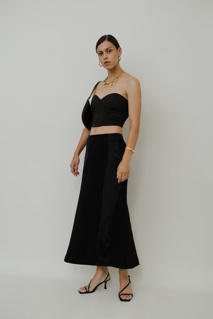 Black midi skirt